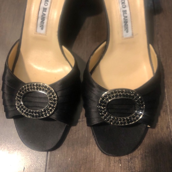 Satin D’Orsay Pumps w/ Crystals — size 38.5 - Picture 2 of 6